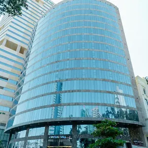 4* Hotel Montana Al Azizia